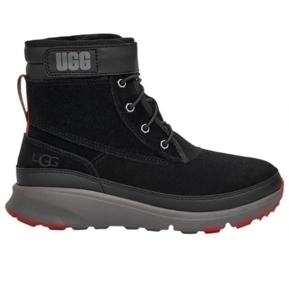 NIB. UGG Grade School Kids Arren Weather Boots